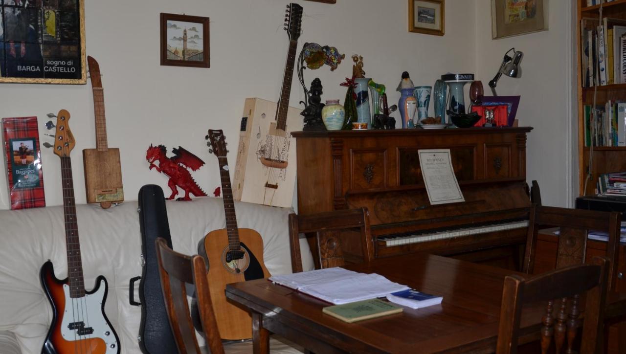 Averon House Inverness Bagian luar foto